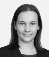Dr Esmé Shirlow